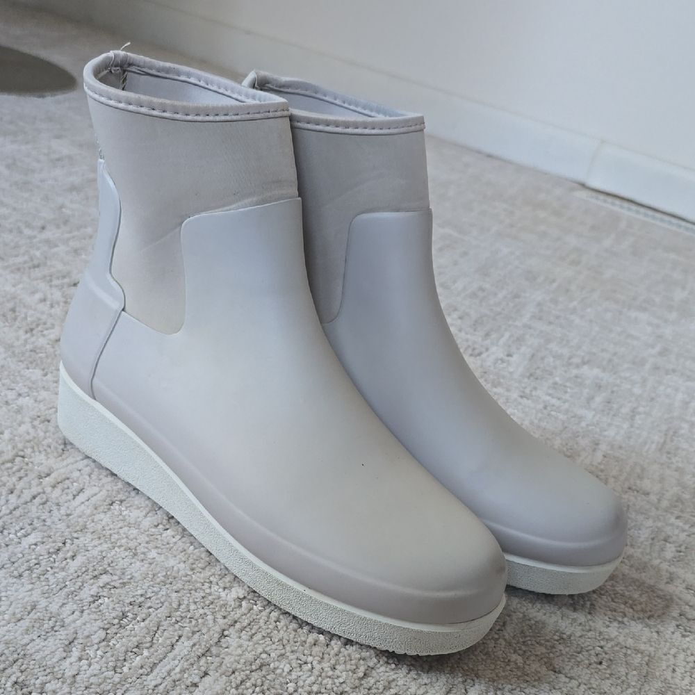 Hunter | Gray Ankle Rain Boots